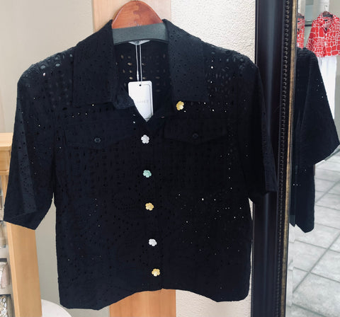 ADORE Blouse - Montmartre (Knit Button-Down w/ Floral Buttons)