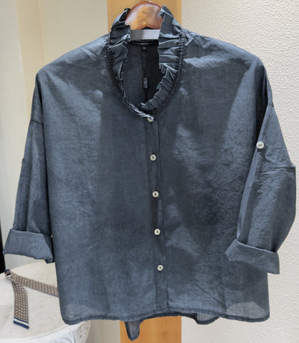 Flora Ashley - Timeless - Made in Italy (Ruffle-Neck w/ Button-Front)